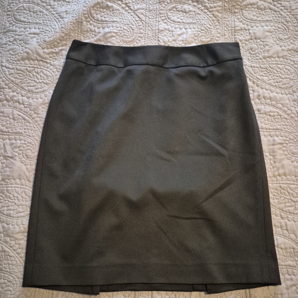 LOFT Black Pencil Skirt